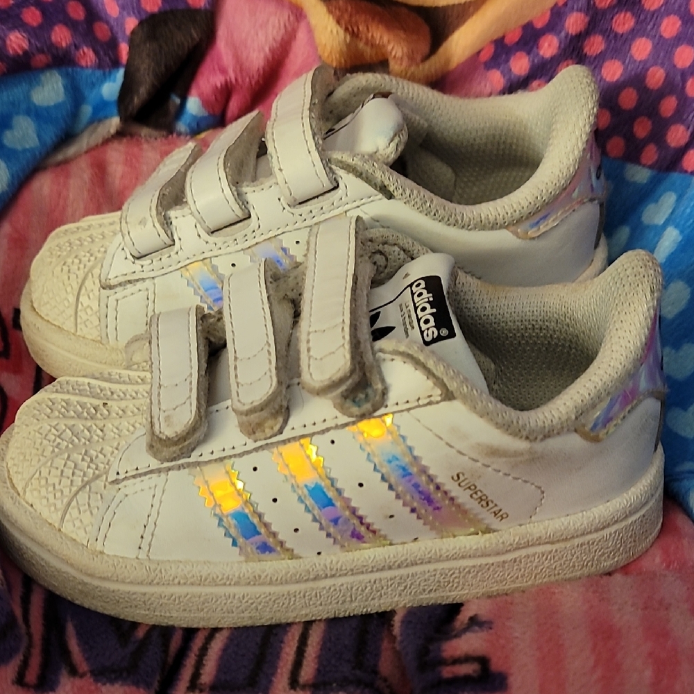 adidas Superstar